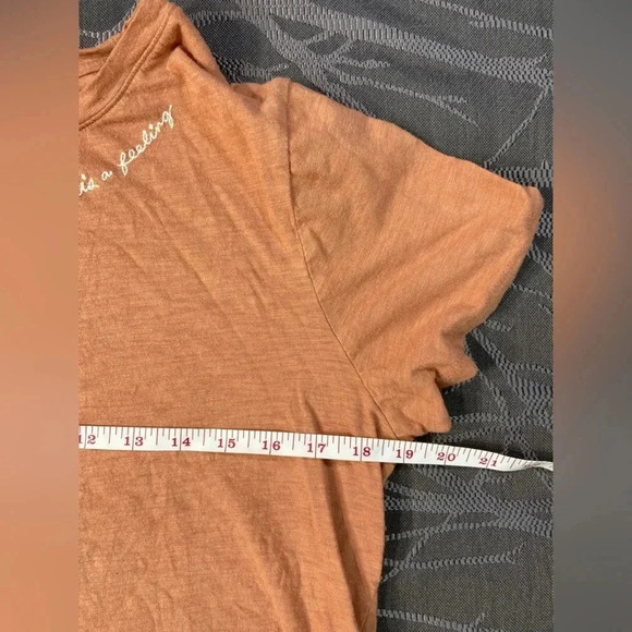 Old  Navy- Womans T-Shirt - Picture 8 of 9